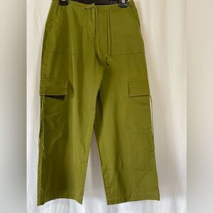 Tommy Bahama crop/capri pants, size 4, green